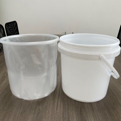 Linhas de revestimento personalizadas vermelhas para cola de pintura e líquido químico em recipientes de balde de plástico