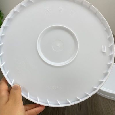 Balde de plástico de 5 galões de fácil abertura com tampa e manilha de parafuso
