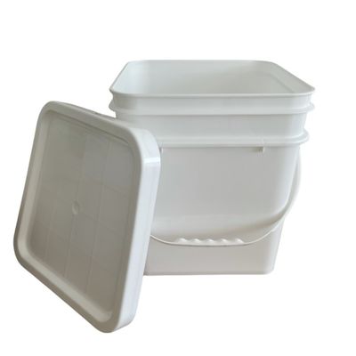 Material de PP/HDPE personalizado de fácil abertura, balde de plástico quadrado de 5 galões e 6 galões com alça