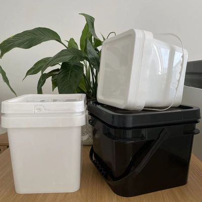 Customize 4L Square Plastic Bucket Food Container com cor azul e padrão impresso
