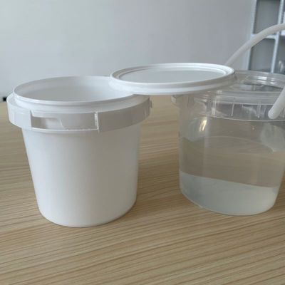 Personalize sua embalagem com baldes redondos de plástico de 2L e alça à prova de adulteração