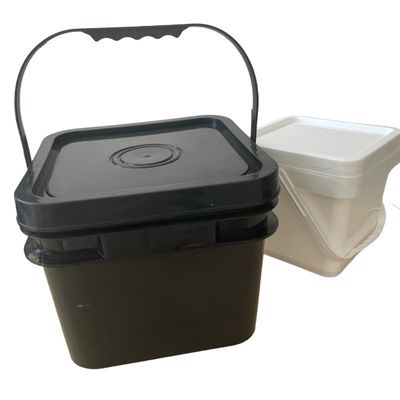 Alimento para animais de estimação 5L 6L 8L 10L balde de plástico quadrado com tampa reciclável