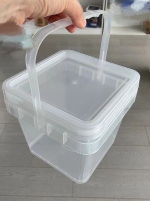 Balde de plástico quadrado com tapa fácil de abrir e fechar 8 litros Forma quadrada personalizável