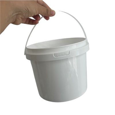 Customize pequeno balde de plástico branco com tampa 1L 2L 3L 4L 5L e amostra gratuita incluída