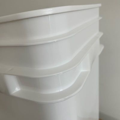 Customize 10L 15L 20L balde de plástico com alça de metal 5 galões balde