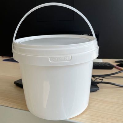 Material de polipropileno Contenedor de alimentos 3L 5L redondo ou quadrado com tampa Balde plástico