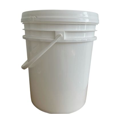 Balde de plástico pesado de 20L com tampa e alça metálica certificado pela GAP/ISO/FDA