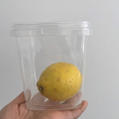Balde de bebida de recipiente de PP personalizado em cor branca clara para necessidades personalizadas