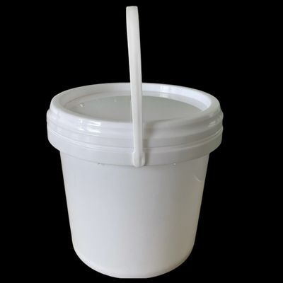 Recipiente de alimentos popular 1-5L Balde de plástico com tampa e design à prova de vazamento